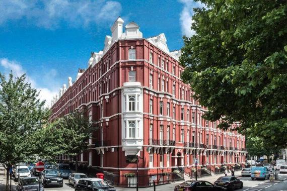 2 Bedroom Flat In The Heart Of London Exterior photo